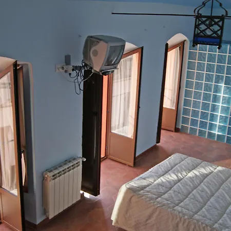 Casa rural A Cantaros