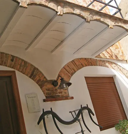 A Cantaros Esparragosa de Lares