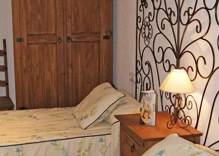 Casa Rural A Cantaros Country house Esparragosa de Lares